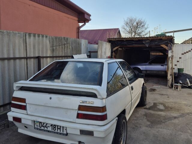 Білий Міцубісі Кольт, об'ємом двигуна 0 л та пробігом 100 тис. км за 800 $, фото 4 на Automoto.ua