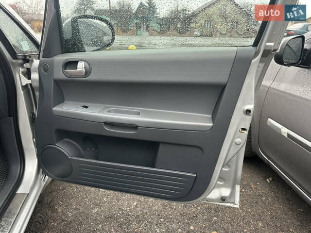 Бежевый Мицубиси Кольт, объемом двигателя 1.3 л и пробегом 189 тыс. км за 3850 $, фото 16 на Automoto.ua