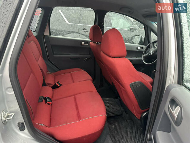 Бежевый Мицубиси Кольт, объемом двигателя 1.3 л и пробегом 189 тыс. км за 3850 $, фото 19 на Automoto.ua