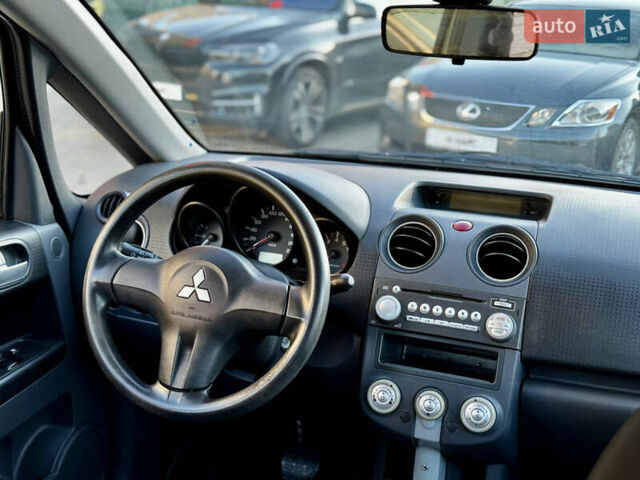 Міцубісі Кольт 2008 у Одесі на Automoto.ua Бежевий Міцубісі Кольт, об'ємом двигуна 1.33 л та пробігом 138 тис. км за 5000 $, фото 26 на Automoto.ua