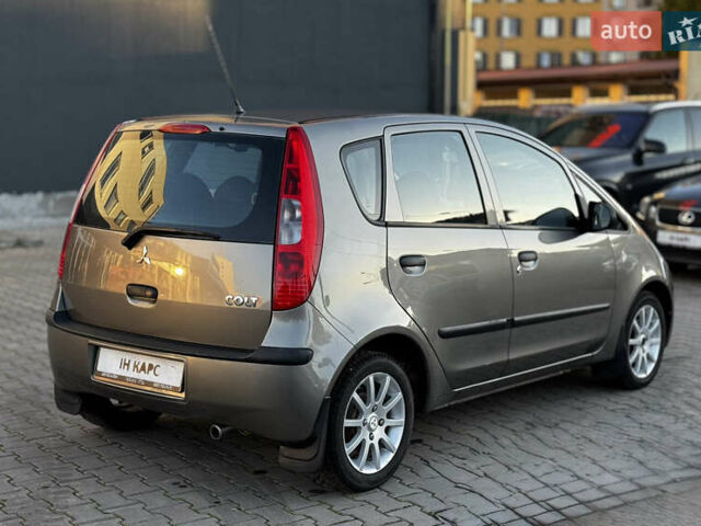 Міцубісі Кольт 2008 у Одесі на Automoto.ua Бежевий Міцубісі Кольт, об'ємом двигуна 1.33 л та пробігом 138 тис. км за 5000 $, фото 4 на Automoto.ua