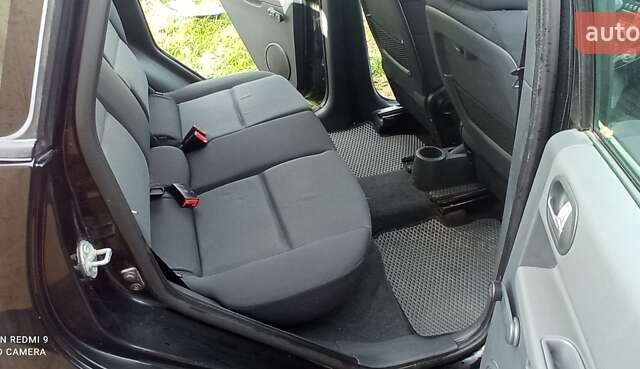 Міцубісі Кольт 2005 у Житомирі на Automoto.ua Чорний Міцубісі Кольт, об'ємом двигуна 1.33 л та пробігом 156 тис. км за 3598 $, фото 40 на Automoto.ua