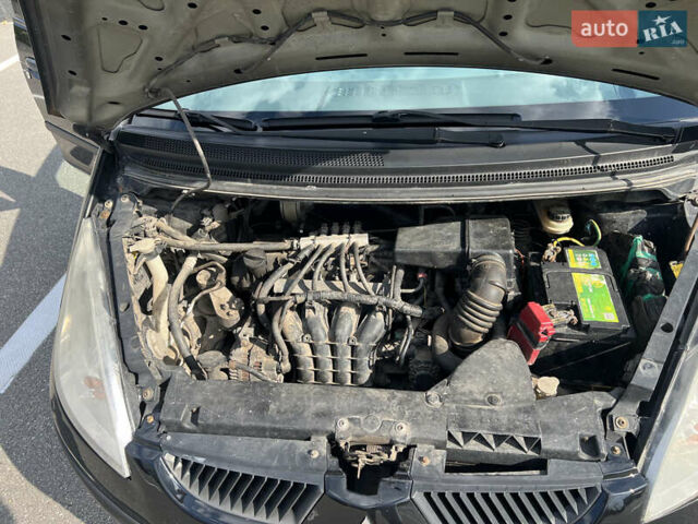 Мицубиси Кольт 2005 в Харькове на Automoto.ua Черный Мицубиси Кольт, объемом двигателя 1.33 л и пробегом 280 тыс. км за 3500 $, фото 6 на Automoto.ua