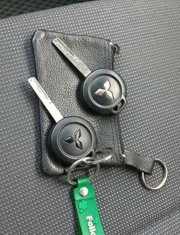 Міцубісі Кольт 2005 у Житомирі на Automoto.ua Чорний Міцубісі Кольт, об'ємом двигуна 1.33 л та пробігом 156 тис. км за 3598 $, фото 10 на Automoto.ua