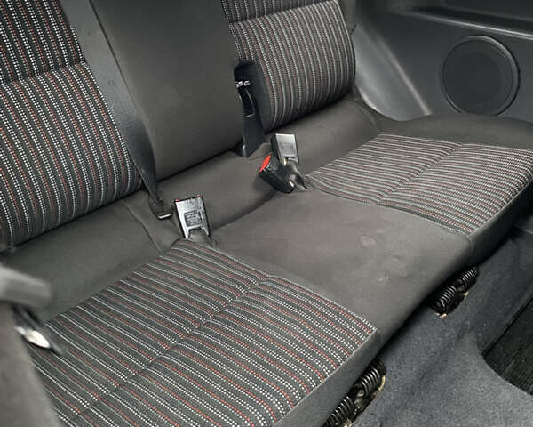 Черный Мицубиси Кольт, объемом двигателя 1.3 л и пробегом 114 тыс. км за 4000 $, фото 14 на Automoto.ua