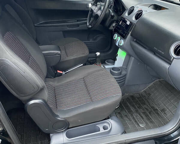 Черный Мицубиси Кольт, объемом двигателя 1.3 л и пробегом 114 тыс. км за 4000 $, фото 23 на Automoto.ua