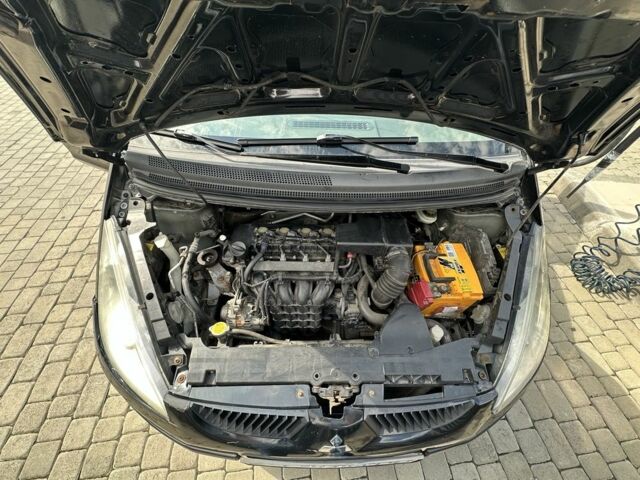 Міцубісі Кольт 2006 у Мукачеве на Automoto.ua Чорний Міцубісі Кольт, об'ємом двигуна 1.3 л та пробігом 255 тис. км за 2000 $, фото 6 на Automoto.ua