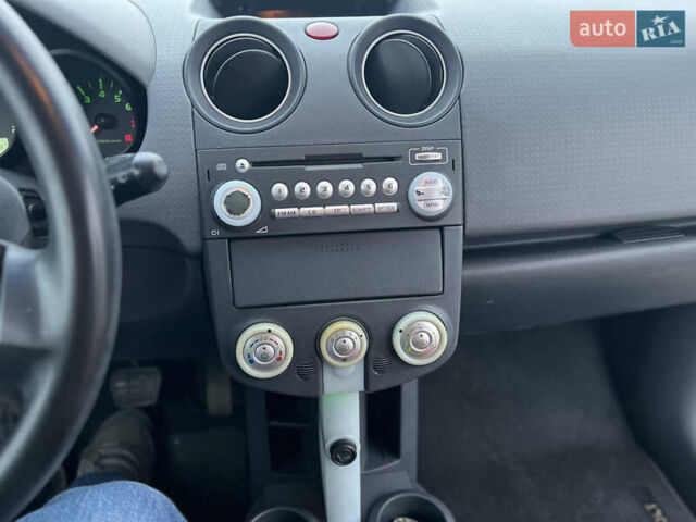 Чорний Міцубісі Кольт, об'ємом двигуна 1.3 л та пробігом 134 тис. км за 3600 $, фото 11 на Automoto.ua