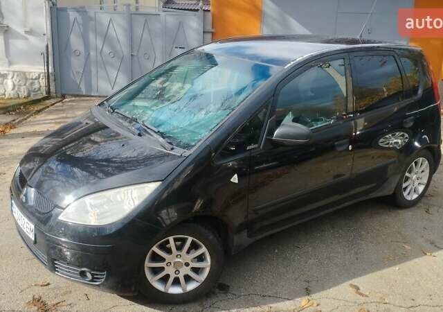 Чорний Міцубісі Кольт, об'ємом двигуна 1.3 л та пробігом 215 тис. км за 3800 $, фото 8 на Automoto.ua