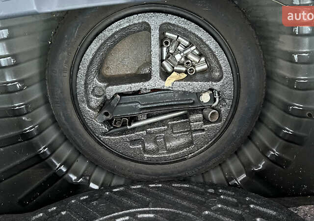 Чорний Міцубісі Кольт, об'ємом двигуна 1.3 л та пробігом 134 тис. км за 3600 $, фото 9 на Automoto.ua