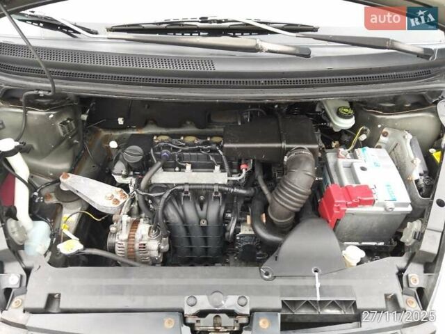 Черный Мицубиси Кольт, объемом двигателя 1.1 л и пробегом 251 тыс. км за 3200 $, фото 4 на Automoto.ua