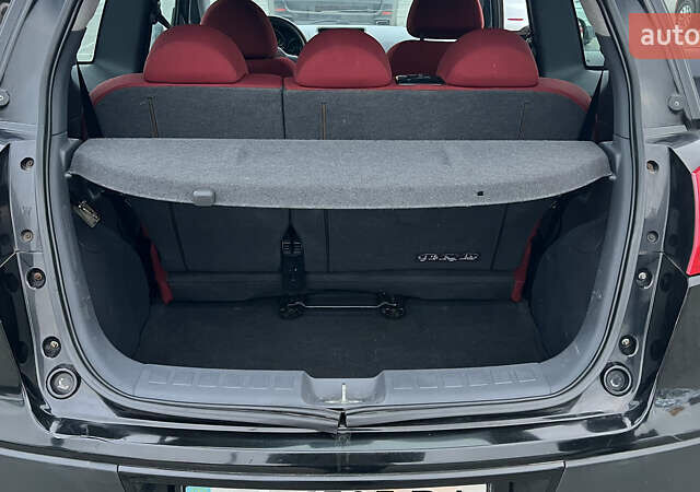 Чорний Міцубісі Кольт, об'ємом двигуна 1.3 л та пробігом 134 тис. км за 3600 $, фото 7 на Automoto.ua