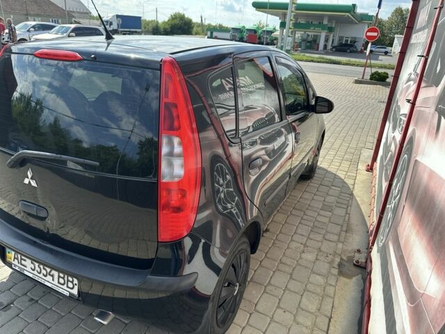Міцубісі Кольт 2006 у Мукачеве на Automoto.ua Чорний Міцубісі Кольт, об'ємом двигуна 1.3 л та пробігом 255 тис. км за 2000 $, фото 2 на Automoto.ua