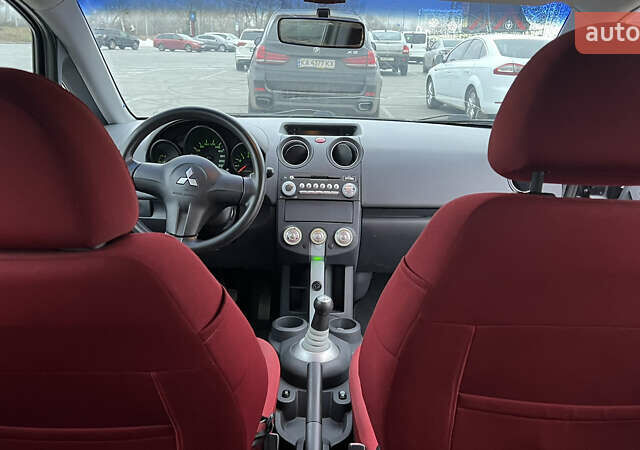 Чорний Міцубісі Кольт, об'ємом двигуна 1.3 л та пробігом 134 тис. км за 3600 $, фото 12 на Automoto.ua