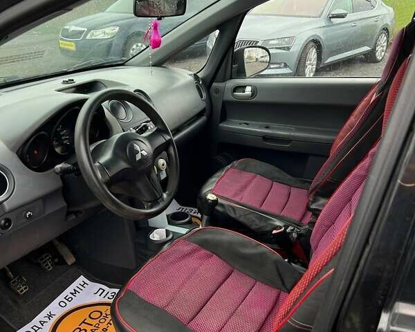 Черный Мицубиси Кольт, объемом двигателя 0 л и пробегом 223 тыс. км за 2999 $, фото 7 на Automoto.ua