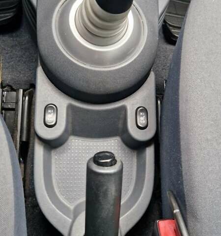 Черный Мицубиси Кольт, объемом двигателя 1.33 л и пробегом 234 тыс. км за 4555 $, фото 13 на Automoto.ua