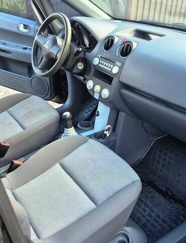 Чорний Міцубісі Кольт, об'ємом двигуна 1.3 л та пробігом 136 тис. км за 4500 $, фото 14 на Automoto.ua