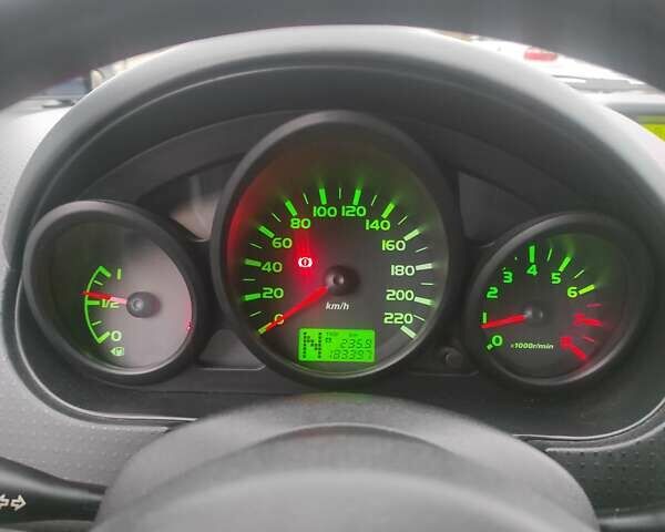 Черный Мицубиси Кольт, объемом двигателя 1.33 л и пробегом 184 тыс. км за 5000 $, фото 11 на Automoto.ua