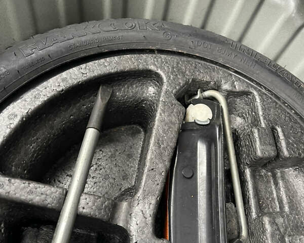 Чорний Міцубісі Кольт, об'ємом двигуна 1.3 л та пробігом 184 тис. км за 5000 $, фото 21 на Automoto.ua