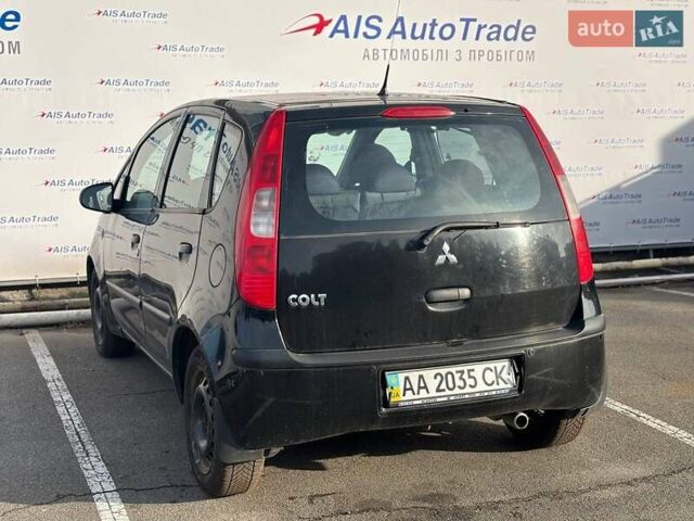 Чорний Міцубісі Кольт, об'ємом двигуна 1.3 л та пробігом 178 тис. км за 3500 $, фото 5 на Automoto.ua