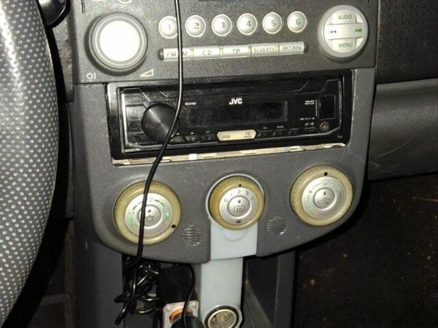 Черный Мицубиси Кольт, объемом двигателя 1.3 л и пробегом 280 тыс. км за 3500 $, фото 3 на Automoto.ua