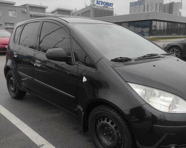 Черный Мицубиси Кольт, объемом двигателя 1.33 л и пробегом 184 тыс. км за 5000 $, фото 4 на Automoto.ua