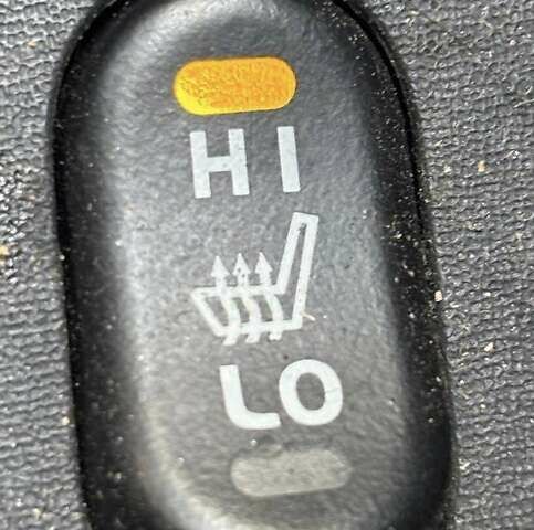 Чорний Міцубісі Кольт, об'ємом двигуна 1.3 л та пробігом 178 тис. км за 3500 $, фото 12 на Automoto.ua