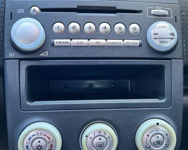 Черный Мицубиси Кольт, объемом двигателя 1.3 л и пробегом 167 тыс. км за 4600 $, фото 8 на Automoto.ua