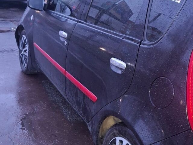 Черный Мицубиси Кольт, объемом двигателя 1.3 л и пробегом 280 тыс. км за 3500 $, фото 1 на Automoto.ua