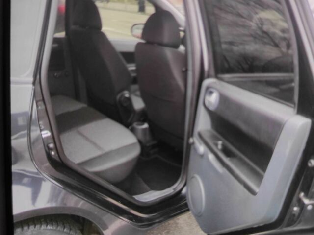 Чорний Міцубісі Кольт, об'ємом двигуна 1.3 л та пробігом 184 тис. км за 5000 $, фото 10 на Automoto.ua