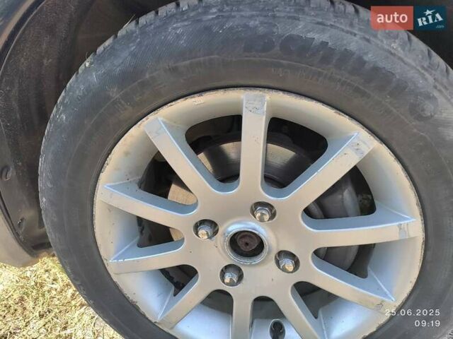 Чорний Міцубісі Кольт, об'ємом двигуна 1.33 л та пробігом 170 тис. км за 4550 $, фото 4 на Automoto.ua