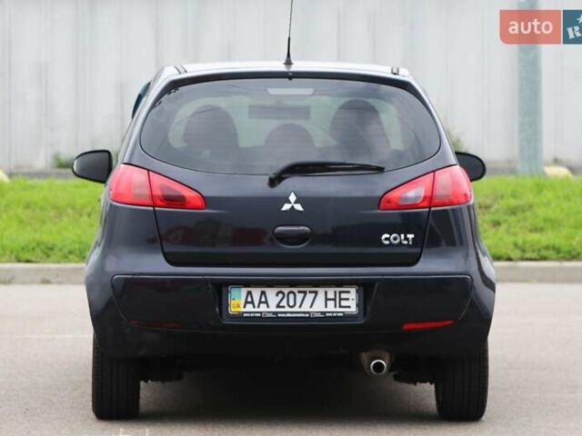 Черный Мицубиси Кольт, объемом двигателя 1.33 л и пробегом 201 тыс. км за 4300 $, фото 5 на Automoto.ua