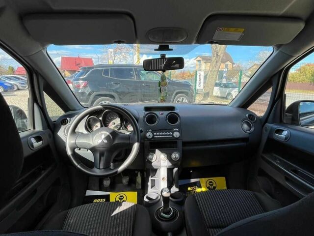 Мицубиси Кольт 2008 в Коломые на Automoto.ua Черный Мицубиси Кольт, объемом двигателя 1.3 л и пробегом 217 тыс. км за 4400 $, фото 7 на Automoto.ua