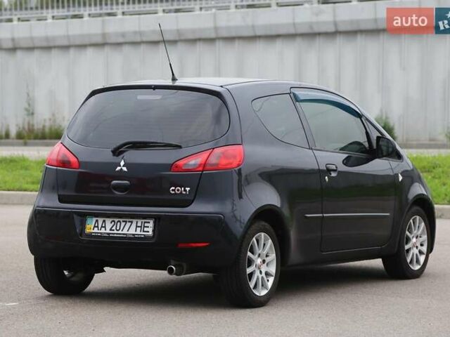 Черный Мицубиси Кольт, объемом двигателя 1.33 л и пробегом 201 тыс. км за 4300 $, фото 6 на Automoto.ua