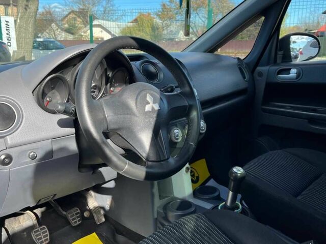 Мицубиси Кольт 2008 в Коломые на Automoto.ua Черный Мицубиси Кольт, объемом двигателя 1.3 л и пробегом 217 тыс. км за 4400 $, фото 6 на Automoto.ua