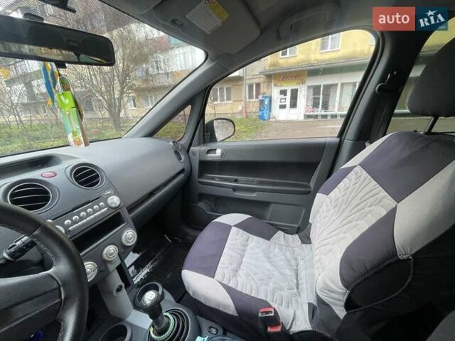 Чорний Міцубісі Кольт, об'ємом двигуна 1.33 л та пробігом 217 тис. км за 4000 $, фото 3 на Automoto.ua