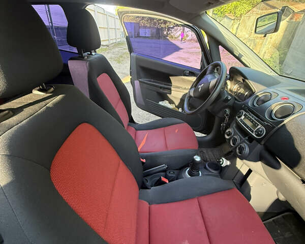 Черный Мицубиси Кольт, объемом двигателя 1.33 л и пробегом 130 тыс. км за 5700 $, фото 5 на Automoto.ua