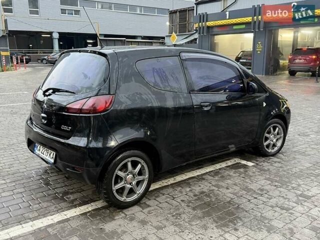 Чорний Міцубісі Кольт, об'ємом двигуна 1.3 л та пробігом 110 тис. км за 5900 $, фото 1 на Automoto.ua