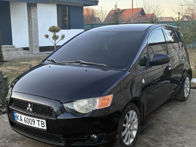 Чорний Міцубісі Кольт, об'ємом двигуна 1.3 л та пробігом 211 тис. км за 5000 $, фото 2 на Automoto.ua