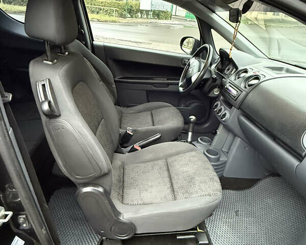 Чорний Міцубісі Кольт, об'ємом двигуна 1.33 л та пробігом 250 тис. км за 4000 $, фото 7 на Automoto.ua