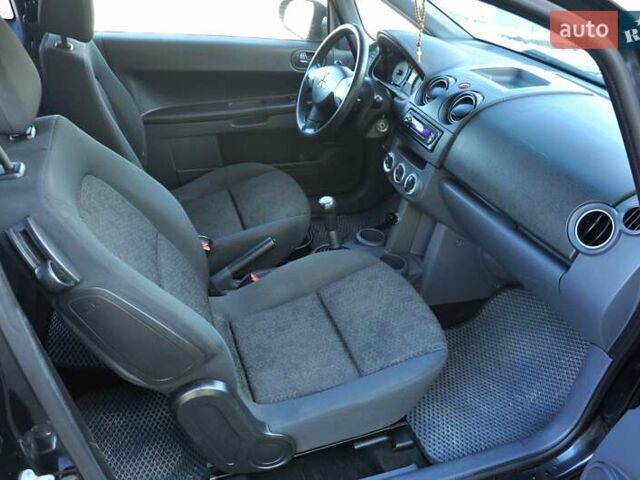 Черный Мицубиси Кольт, объемом двигателя 1.12 л и пробегом 251 тыс. км за 3800 $, фото 19 на Automoto.ua