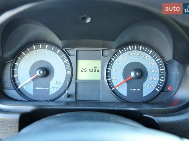 Черный Мицубиси Кольт, объемом двигателя 1.12 л и пробегом 251 тыс. км за 3800 $, фото 23 на Automoto.ua