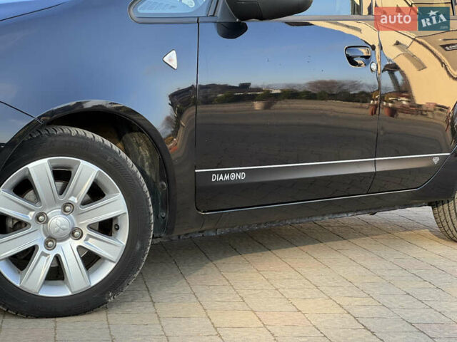 Чорний Міцубісі Кольт, об'ємом двигуна 1.3 л та пробігом 170 тис. км за 7100 $, фото 2 на Automoto.ua