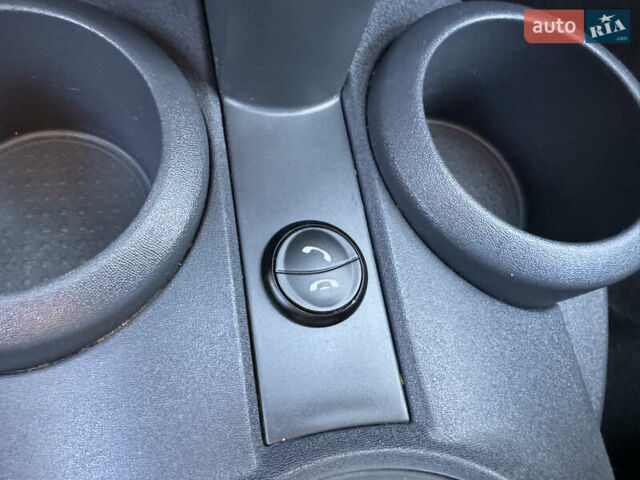 Чорний Міцубісі Кольт, об'ємом двигуна 1.3 л та пробігом 170 тис. км за 7100 $, фото 19 на Automoto.ua