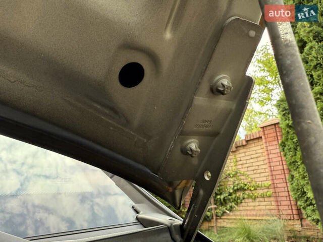 Черный Мицубиси Кольт, объемом двигателя 1.3 л и пробегом 173 тыс. км за 5800 $, фото 25 на Automoto.ua