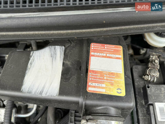 Черный Мицубиси Кольт, объемом двигателя 1.3 л и пробегом 173 тыс. км за 5800 $, фото 26 на Automoto.ua