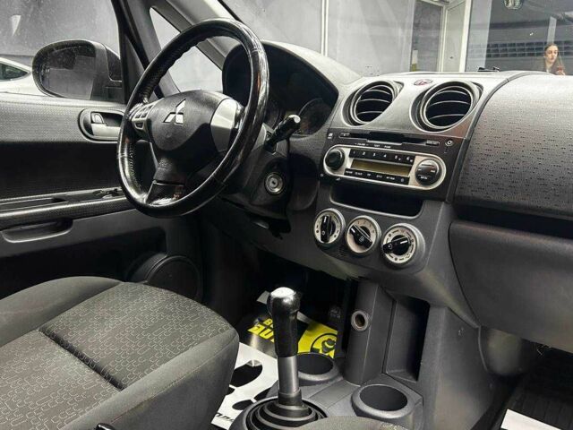 Чорний Міцубісі Кольт, об'ємом двигуна 1.1 л та пробігом 140 тис. км за 5600 $, фото 15 на Automoto.ua