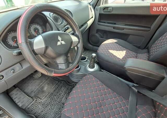 Чорний Міцубісі Кольт, об'ємом двигуна 1.3 л та пробігом 105 тис. км за 6800 $, фото 21 на Automoto.ua