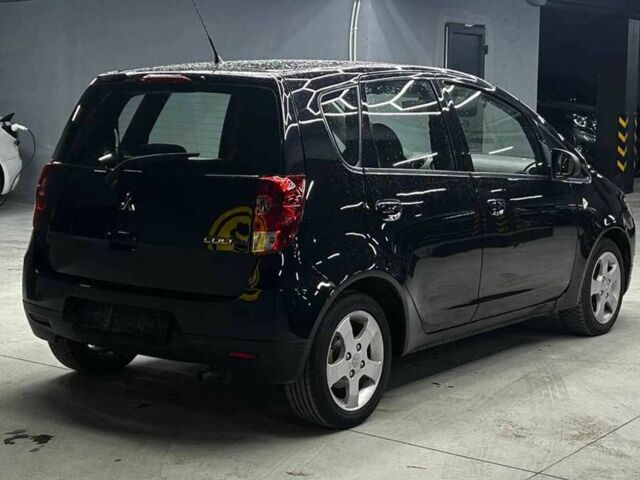 Чорний Міцубісі Кольт, об'ємом двигуна 1.1 л та пробігом 140 тис. км за 5600 $, фото 5 на Automoto.ua