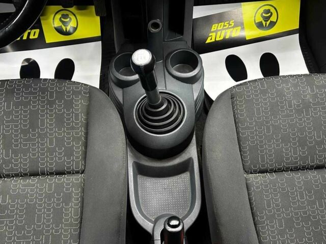 Чорний Міцубісі Кольт, об'ємом двигуна 1.1 л та пробігом 140 тис. км за 5600 $, фото 11 на Automoto.ua